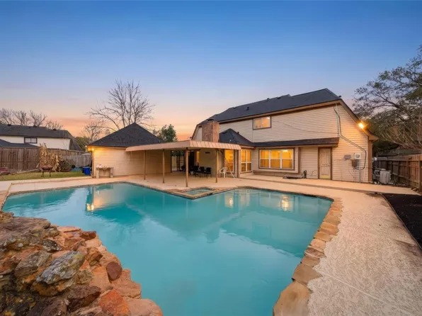 Maison single family avec piscine — Houston, Texas
